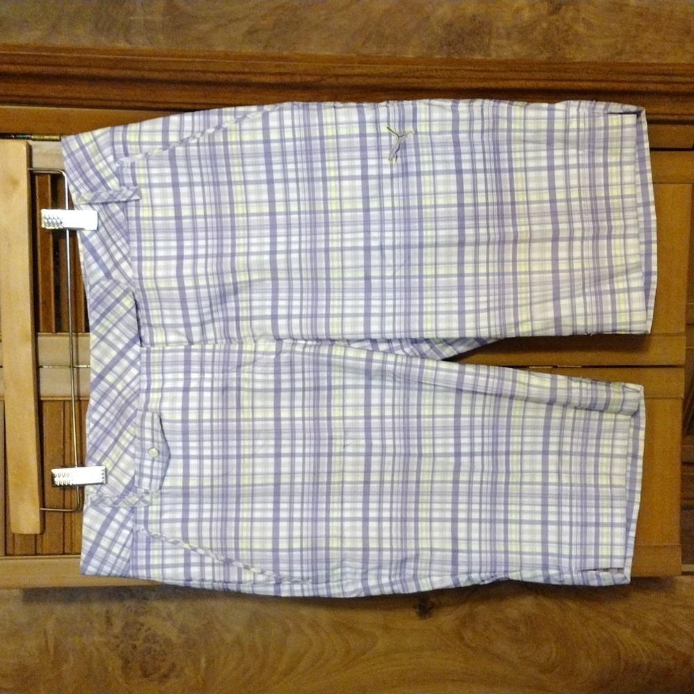 Sz 6 Puma Sport Lifestyle Shorts (RFL)